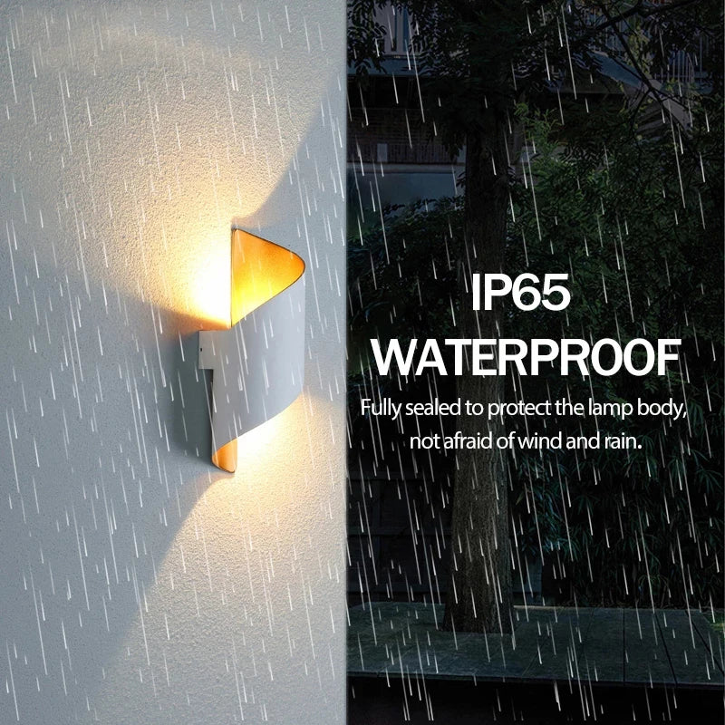 LED Wall Light Spiral Design 10W Modern Indoor Wall Light Waterproof
